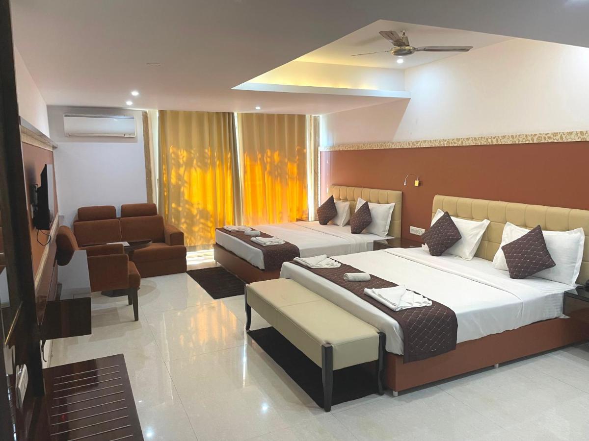 Hotel Goa Continental Arpora Exterior foto